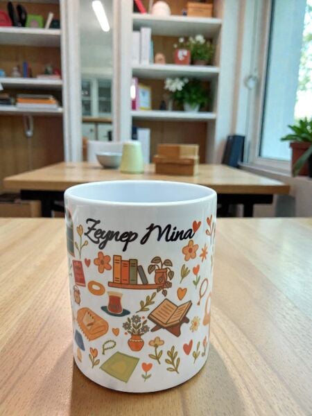 Huzurlu Bir Gün İsme Özel Kupa