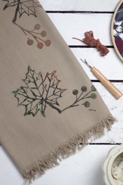 OUTLET Kalila El Baskısı Yaprak Desen %100 Pamuk Şal Vizon